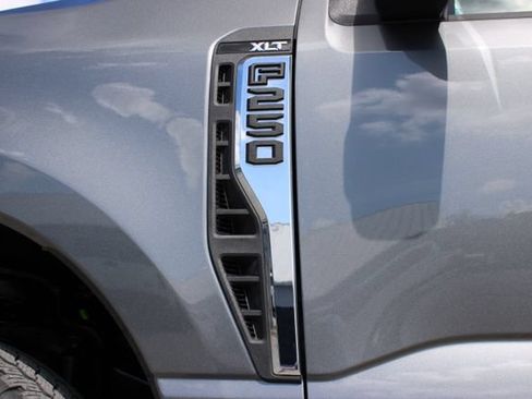 Used 2026 Ford F250 XLT AWD/4WD image 19