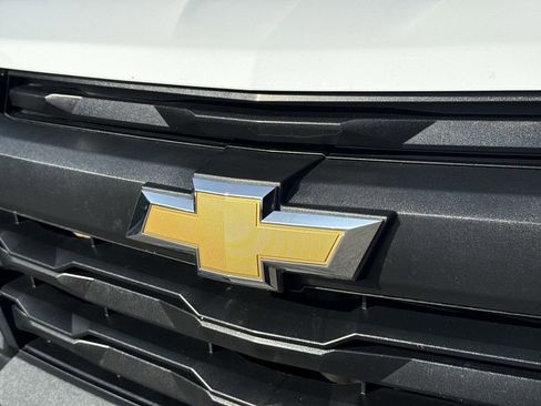 Used 2023 Chevrolet Colorado W/T image 27