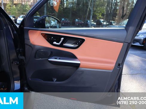 Used 2024 Mercedes-Benz GLC 300 GLC 300 Coupe image 28