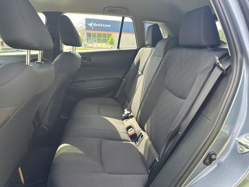 Used 2024 Toyota Corolla Cross LE AWD/4WD image 16