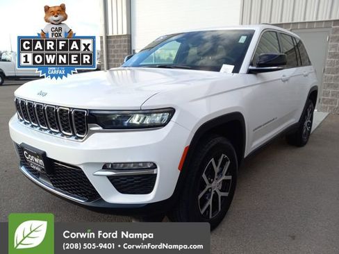 Used 2025 Jeep Grand Cherokee Limited image 7