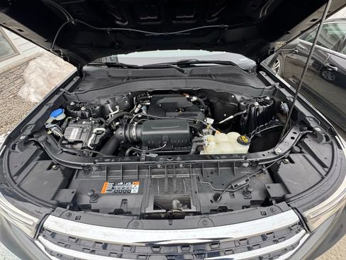 Used 2020 Ford Explorer XLT w/ Equipment Group 202A image 40