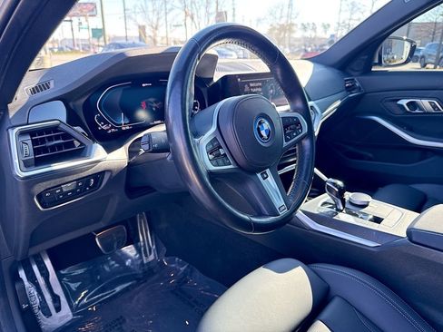 Used 2022 BMW 330e 330e iPerformance w/ M Sport Package image 20