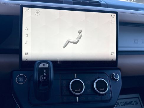 New 2026 Land Rover Defender 110 S image 34