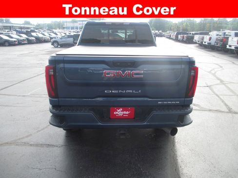 Used 2024 GMC Sierra 2500 Denali w/ Denali Reserve Package AWD/4WD image 8