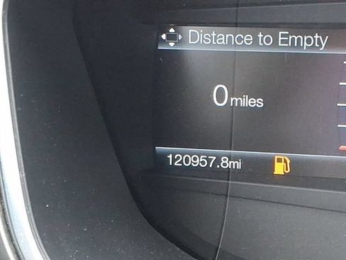 Used 2016 Ford Fusion Titanium FWD image 23