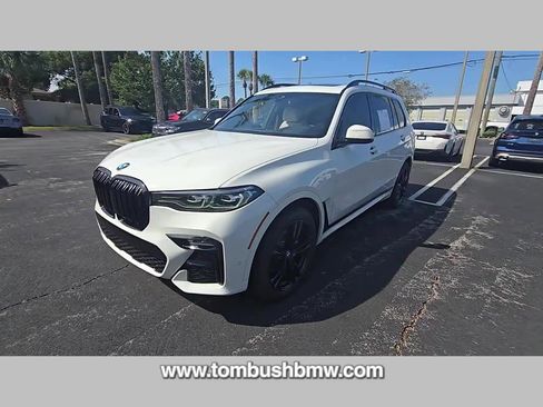 Used 2021 BMW X7 xDrive40i w/ M Sport Package image 20