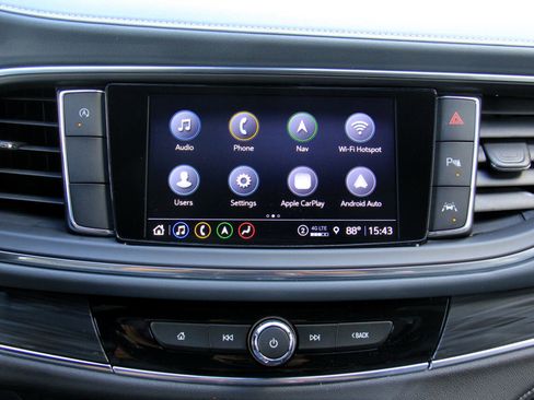 Used 2024 Buick Enclave Essence w/ Experience Buick Package image 16