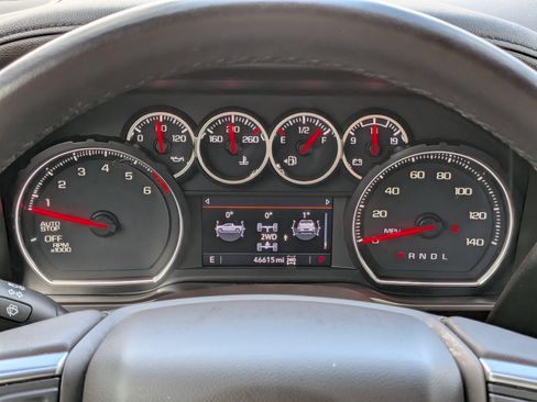 Certified 2021 Chevrolet Silverado 1500 LTZ AWD/4WD image 29