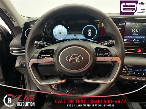 Used 2022 Hyundai Elantra SEL w/ Convenience Package FWD image 24