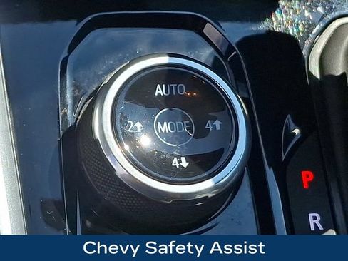 Used 2026 Chevrolet Colorado Trail Boss AWD/4WD image 16