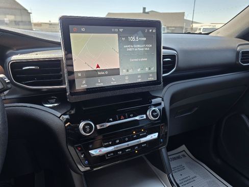 Used 2022 Ford Explorer ST w/ Equipment Group 401A AWD/4WD image 18