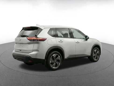 Used 2025 Nissan Rogue SV FWD image 9