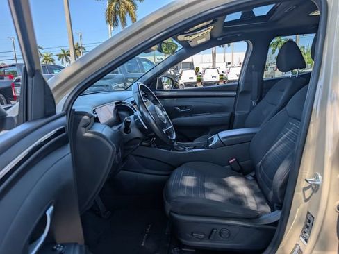 Used 2023 Hyundai Santa Cruz SEL Premium AWD/4WD image 9