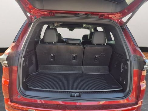 Certified 2025 Buick Enclave Avenir w/ Super Cruise Package AWD/4WD image 22