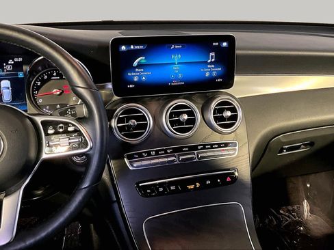 Used 2020 Mercedes-Benz GLC 300 4MATIC image 7