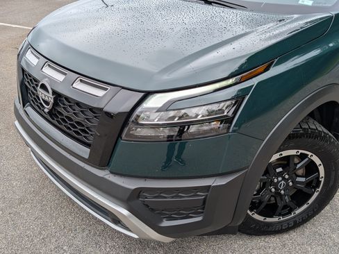 Used 2025 Nissan Pathfinder Rock Creek AWD/4WD image 13