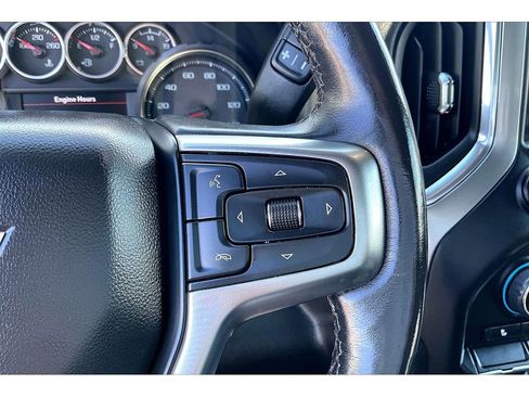 Used 2021 Chevrolet Silverado 1500 LT Trail Boss AWD/4WD image 13