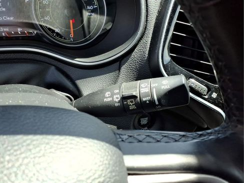 Used 2019 Jeep Cherokee High Altitude AWD/4WD image 22