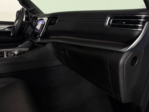 Used 2024 Jeep Wagoneer Series II image 35