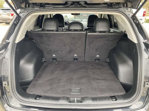 Used 2020 Jeep Compass Trailhawk image 13