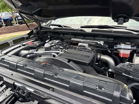 Certified 2024 GMC Sierra 2500 Denali Ultimate AWD/4WD image 36