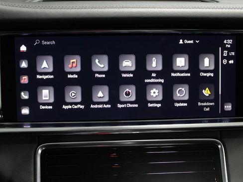 Used 2023 Porsche Panamera 4S image 36