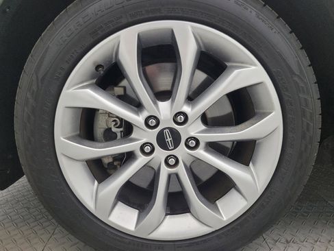 Used 2017 Lincoln MKC Select w/ Select Plus Package FWD image 31