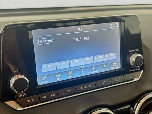 Used 2024 Nissan Sentra S FWD image 19