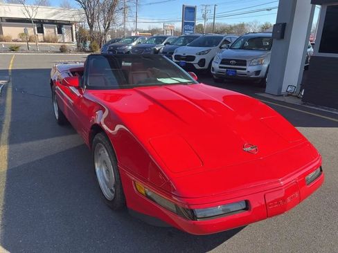 Used 1991 Chevrolet Corvette Convertible image 8