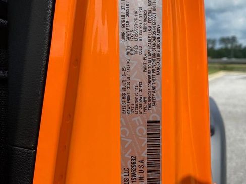 New 2025 Jeep Wrangler Unlimited Rubicon image 30