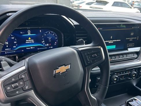 Used 2024 Chevrolet Silverado 1500 LTZ AWD/4WD image 9