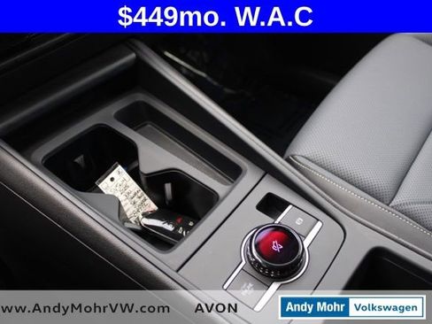 Used 2025 Volkswagen Tiguan SE AWD/4WD image 39