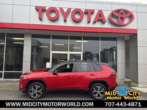 Used 2025 Toyota RAV4 XSE w/ Weather Package image 1