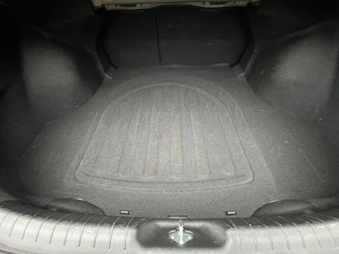 Used 2025 Hyundai Elantra SEL image 31