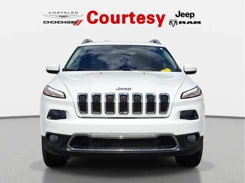 Used 2017 Jeep Cherokee Limited AWD/4WD image 9
