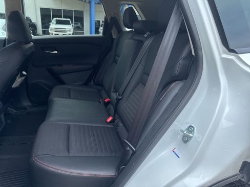 Used 2025 Nissan Rogue SV w/ Rock Creek Premium Package AWD/4WD image 19