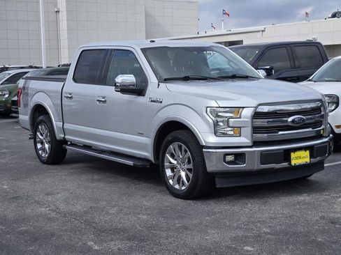 Certified 2017 Ford F150 Lariat image 3