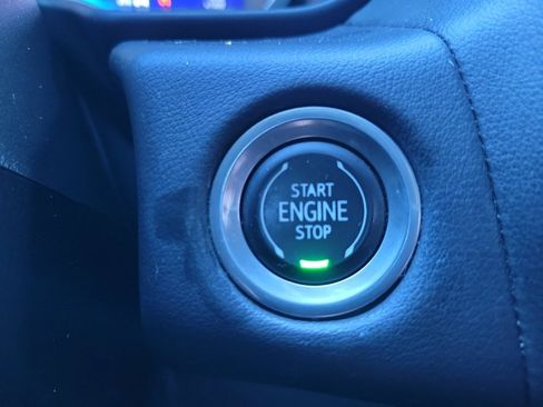 Used 2023 Chevrolet Tahoe Z71 w/ Luxury Package image 23