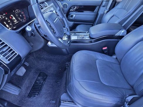 Used 2020 Land Rover Range Rover HSE image 6