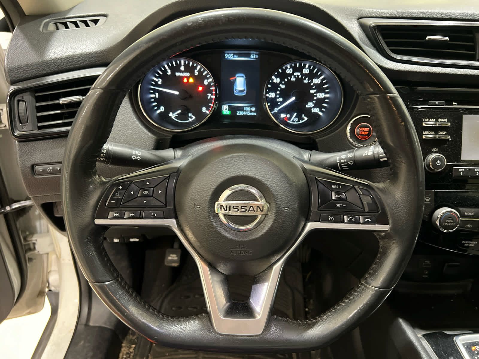 Used 2017 Nissan Rogue SV FWD image 15