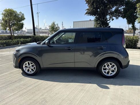 Used 2024 Kia Soul LX w/ Option Group 015 image 6