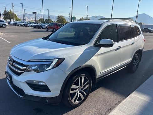 Used 2018 Honda Pilot Elite image 3