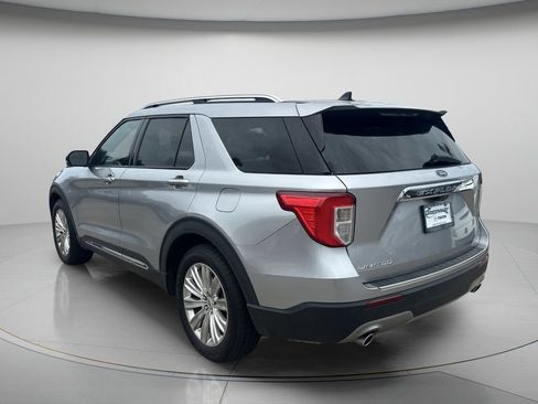 Used 2022 Ford Explorer Limited w/ Equipment Group 301A RWD image 5