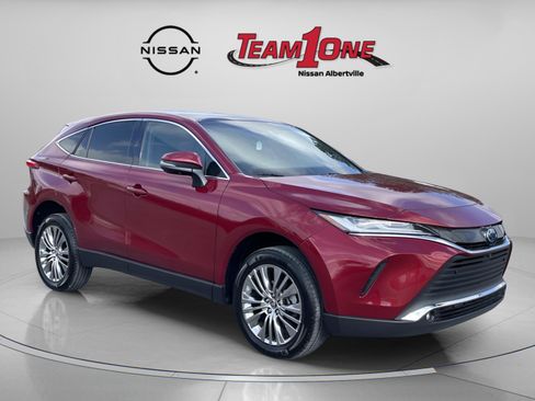 Used 2024 Toyota Venza Limited image 1