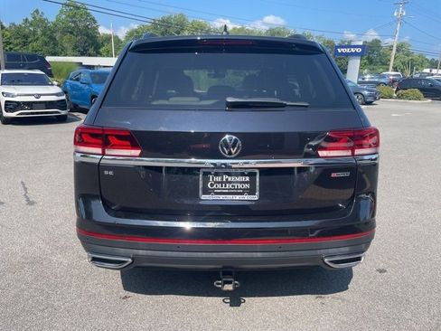 Certified 2022 Volkswagen Atlas SE image 3