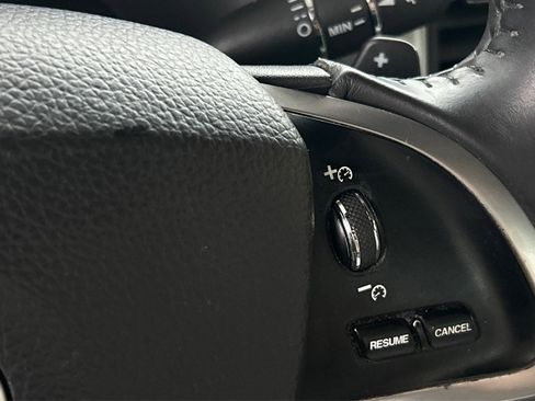 Used 2013 Jaguar XF 3.0 image 23