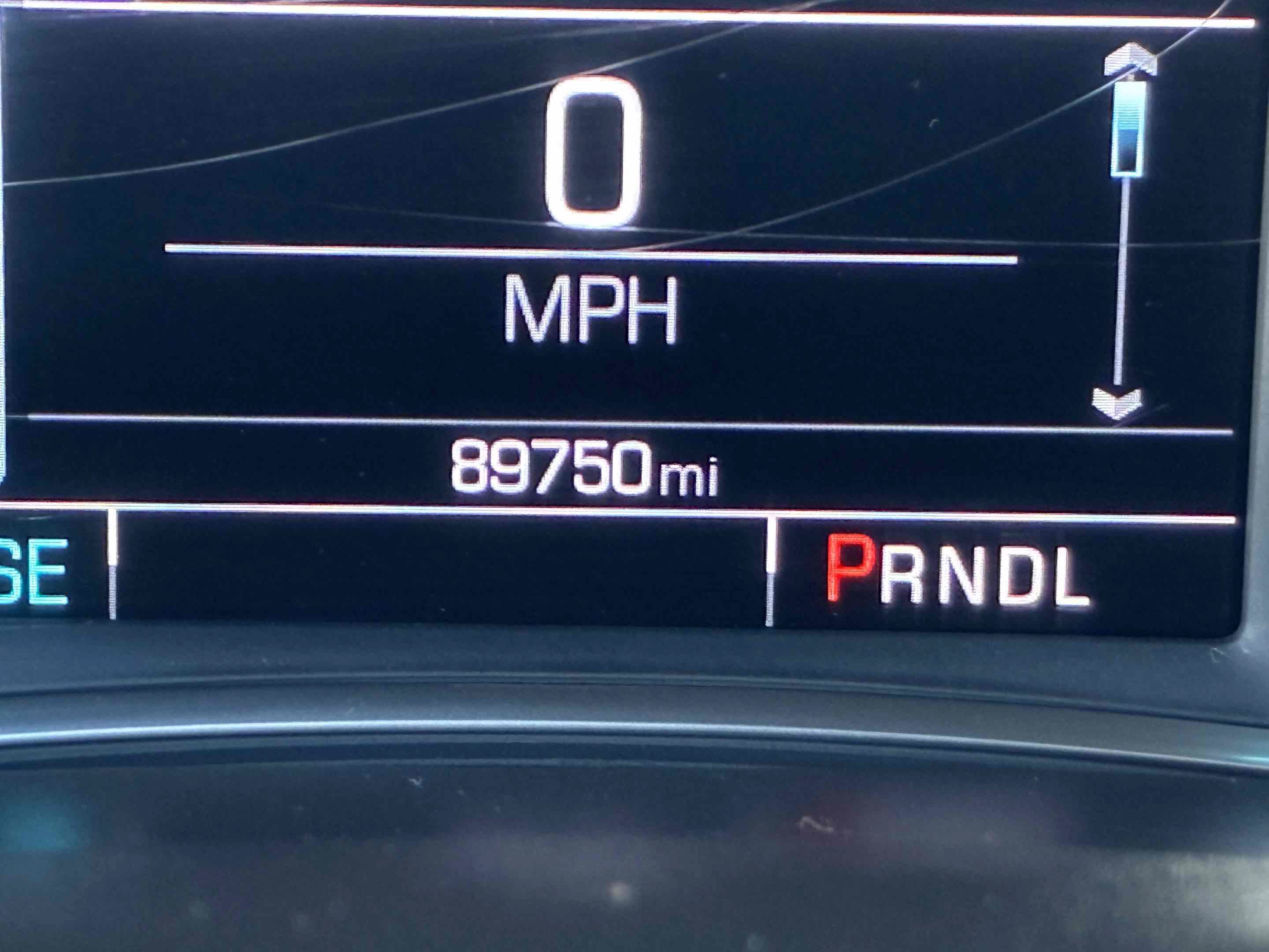 Used 2019 Chevrolet Traverse LT FWD image 21