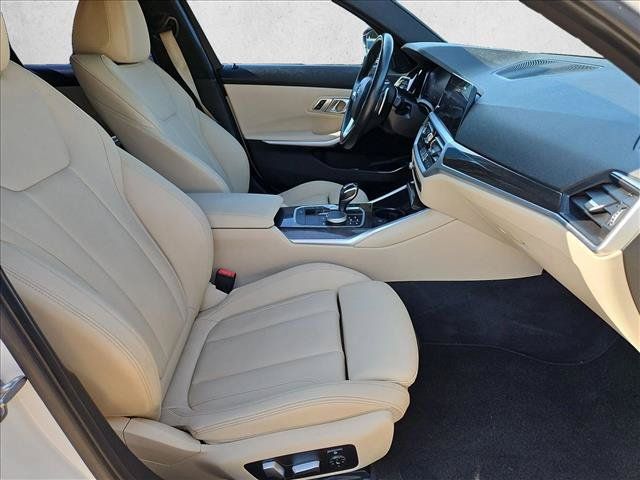 Used 2020 BMW 330i Sedan w/ Convenience Package RWD image 22