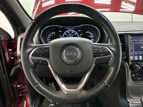 Used 2018 Jeep Grand Cherokee Altitude image 7